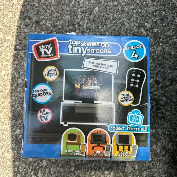 Big Bang Theory Tiny Classics Real Working TV And Remote Arcade Toys Season4 - Picture 2 of 5